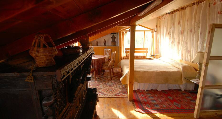 Jacaranda Estate and Whispering Willows, Shimla 4